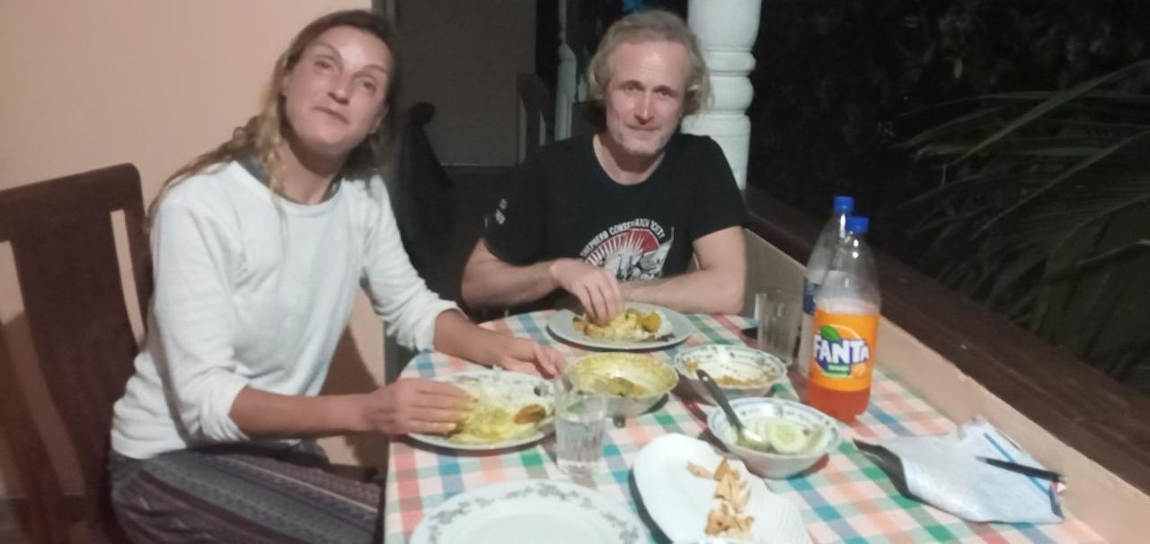 Pravindi Guest Home Mirissa Dış mekan fotoğraf
