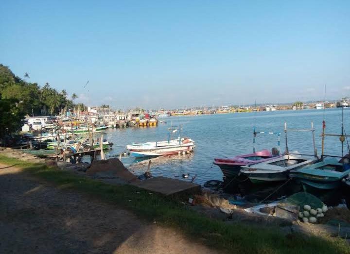 Pravindi Guest Home Mirissa Dış mekan fotoğraf