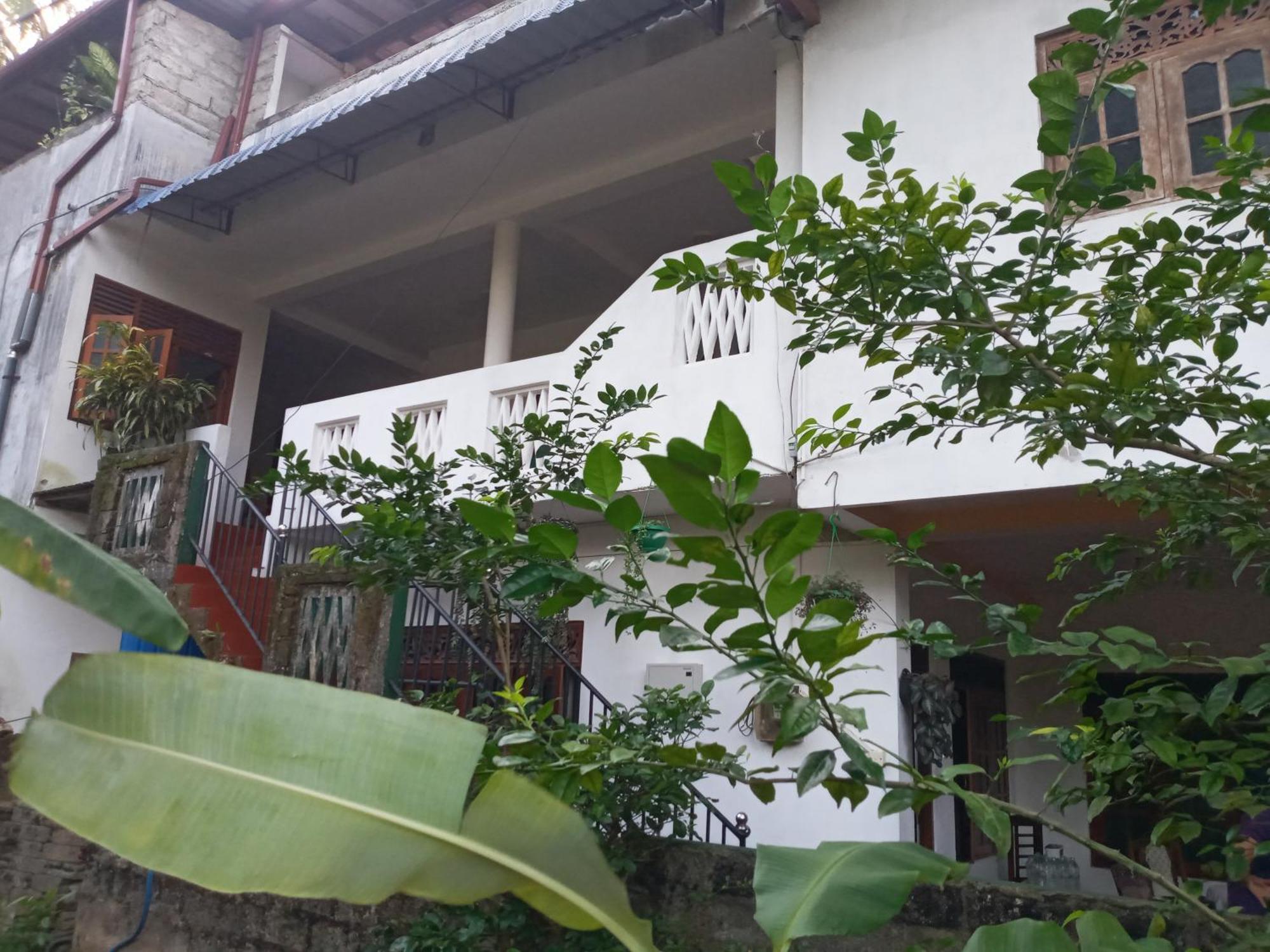 Pravindi Guest Home Mirissa Dış mekan fotoğraf