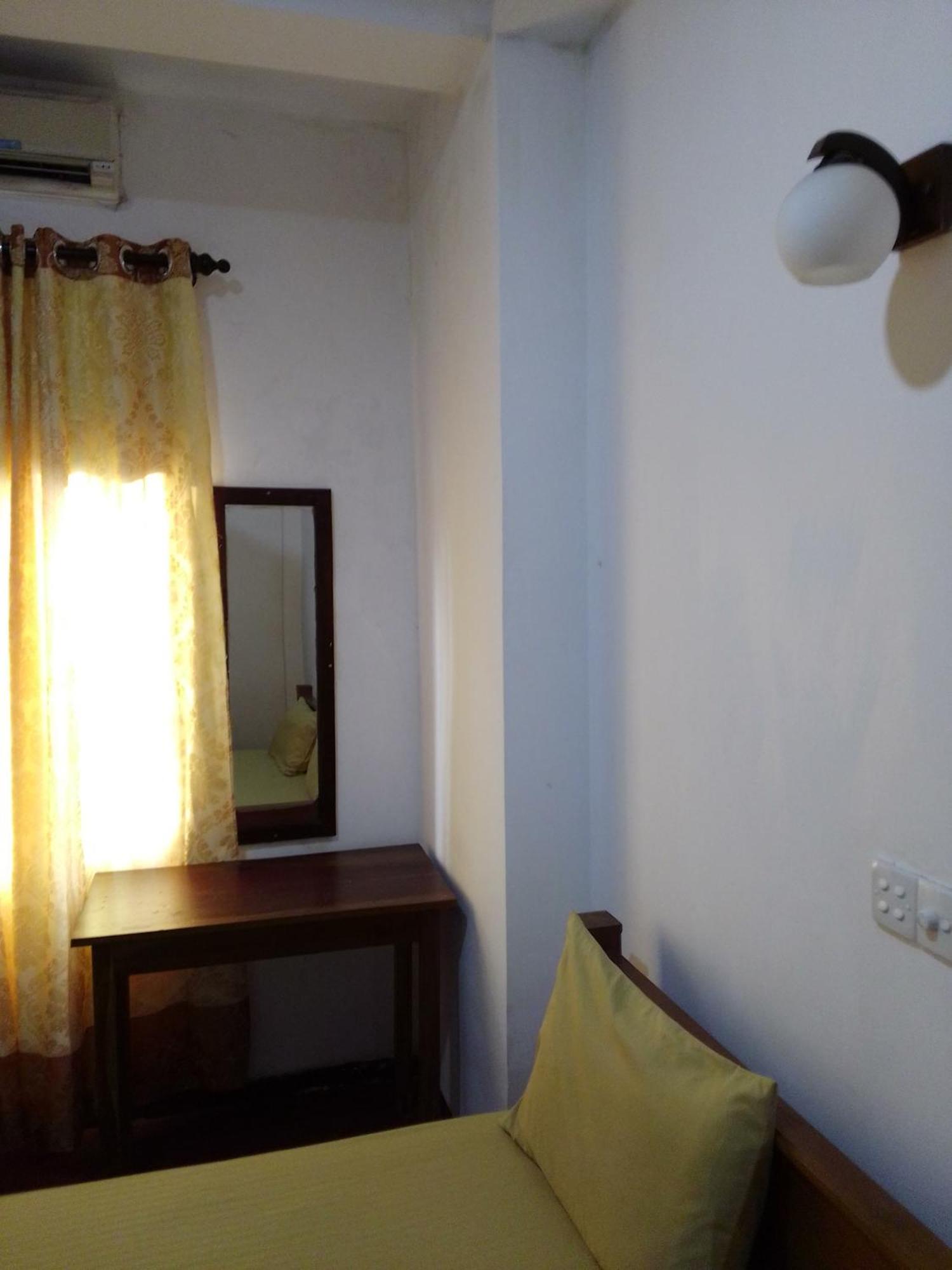 Pravindi Guest Home Mirissa Dış mekan fotoğraf