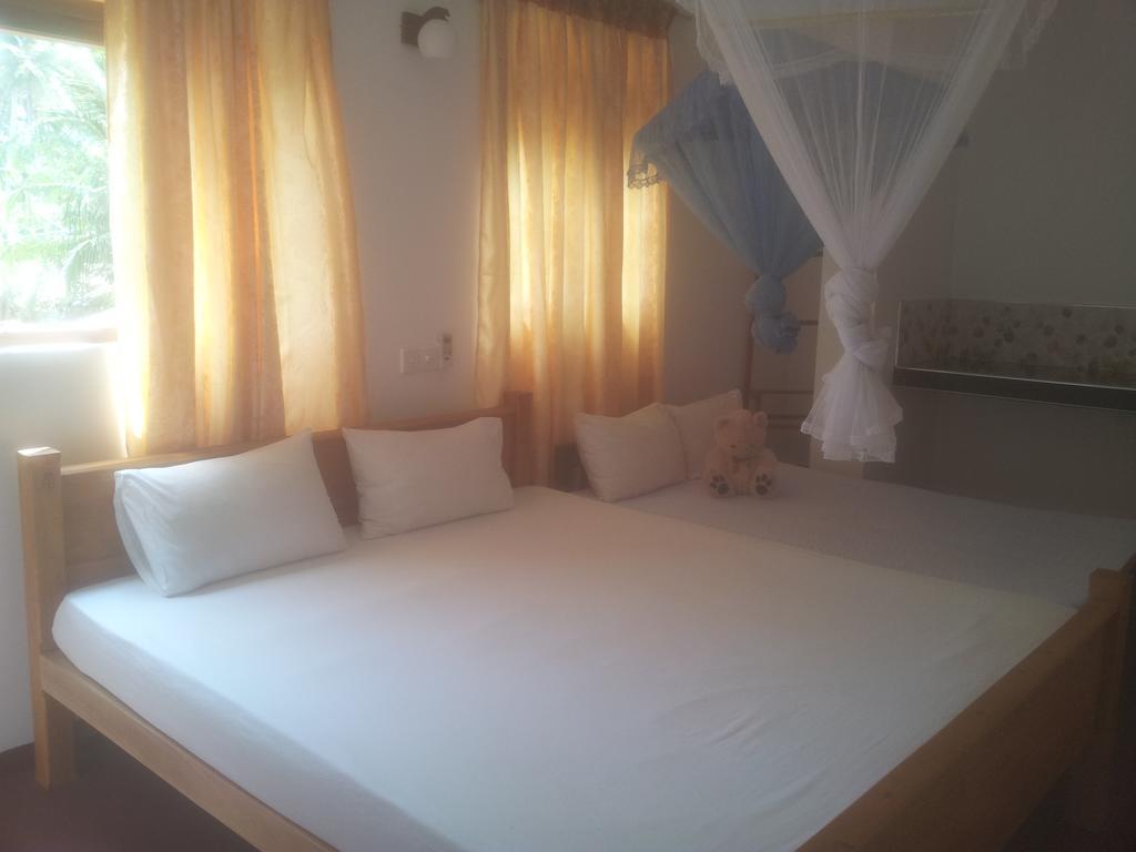 Pravindi Guest Home Mirissa Dış mekan fotoğraf